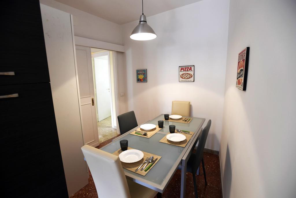 Casa Pigafetta - Piramide Rom